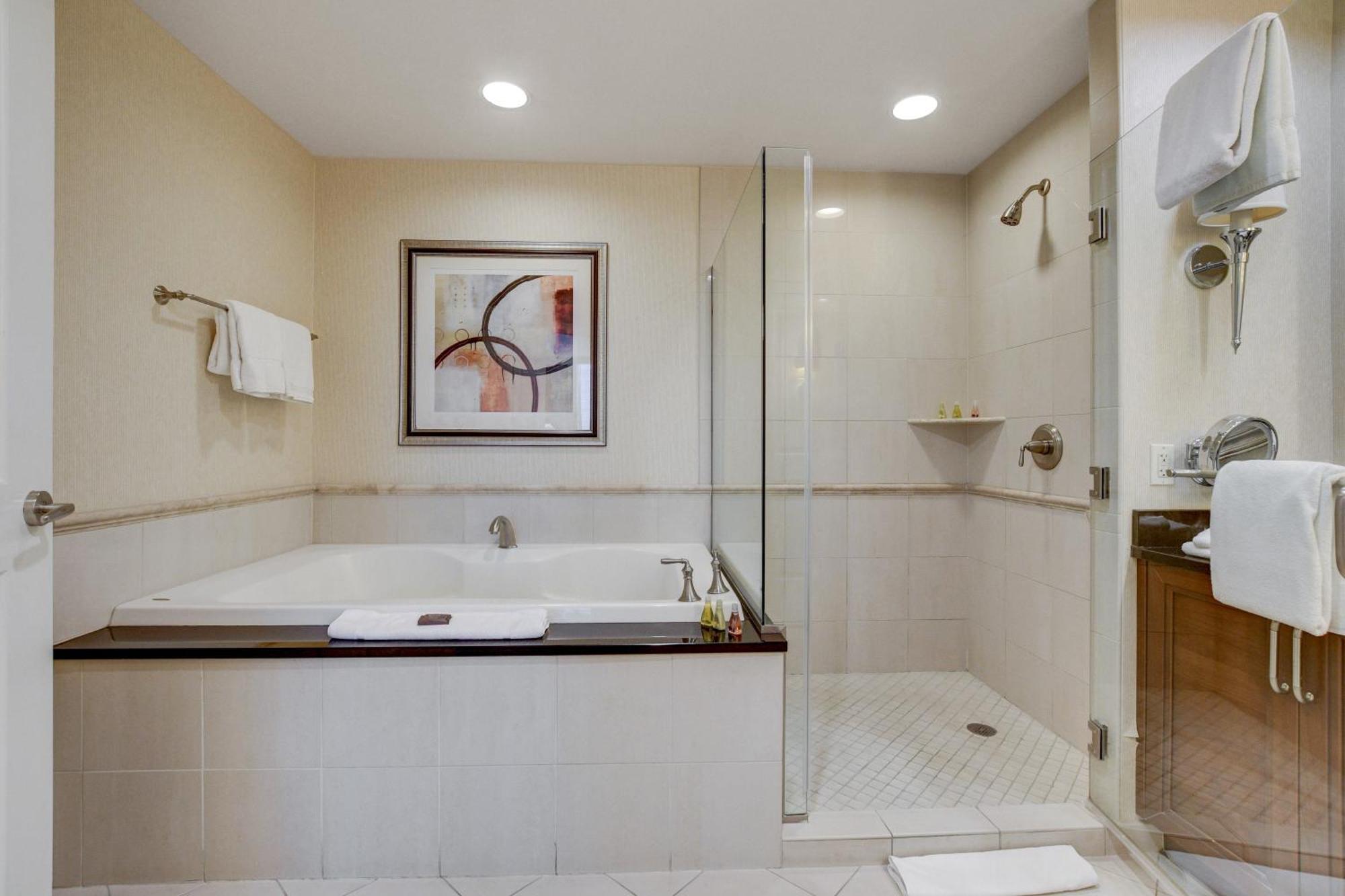 Classic Suite Mgm Signature 25Th Flr Pool View Las Vegas Bagian luar foto