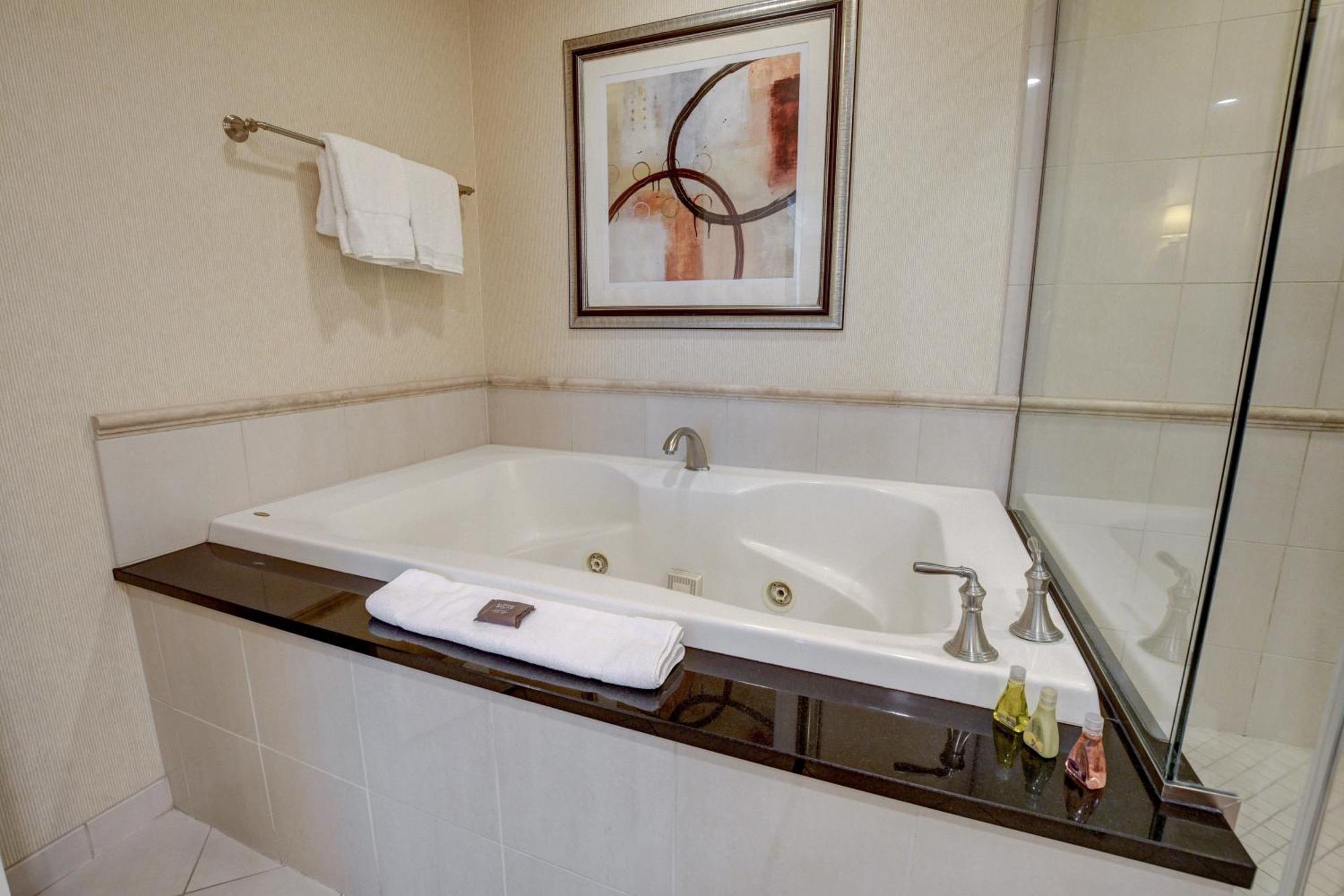 Classic Suite Mgm Signature 25Th Flr Pool View Las Vegas Bagian luar foto